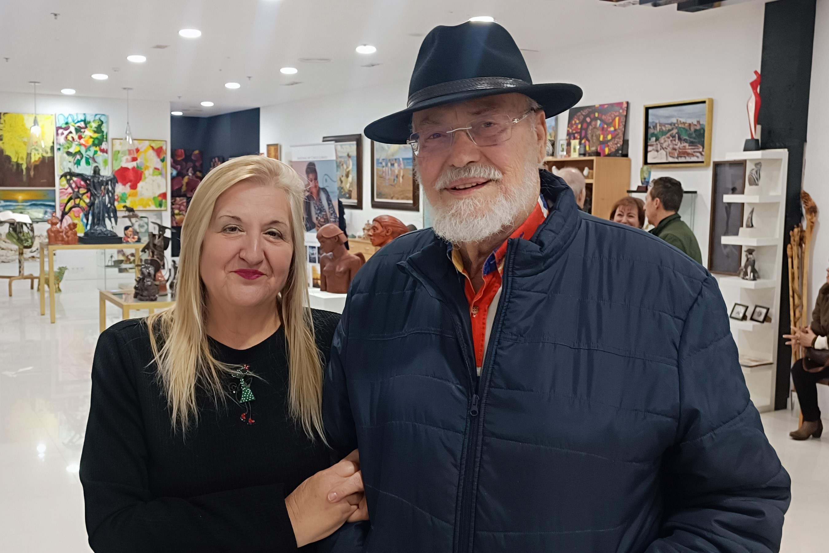 Inauguración de la exposición internacional "Mujeres en el arte"